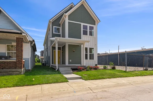 $2,850 | 1405 Deloss Street, Indianapolis, IN 46203