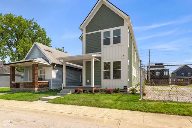 $2,850 | 1405 Deloss Street, Indianapolis, IN 46203