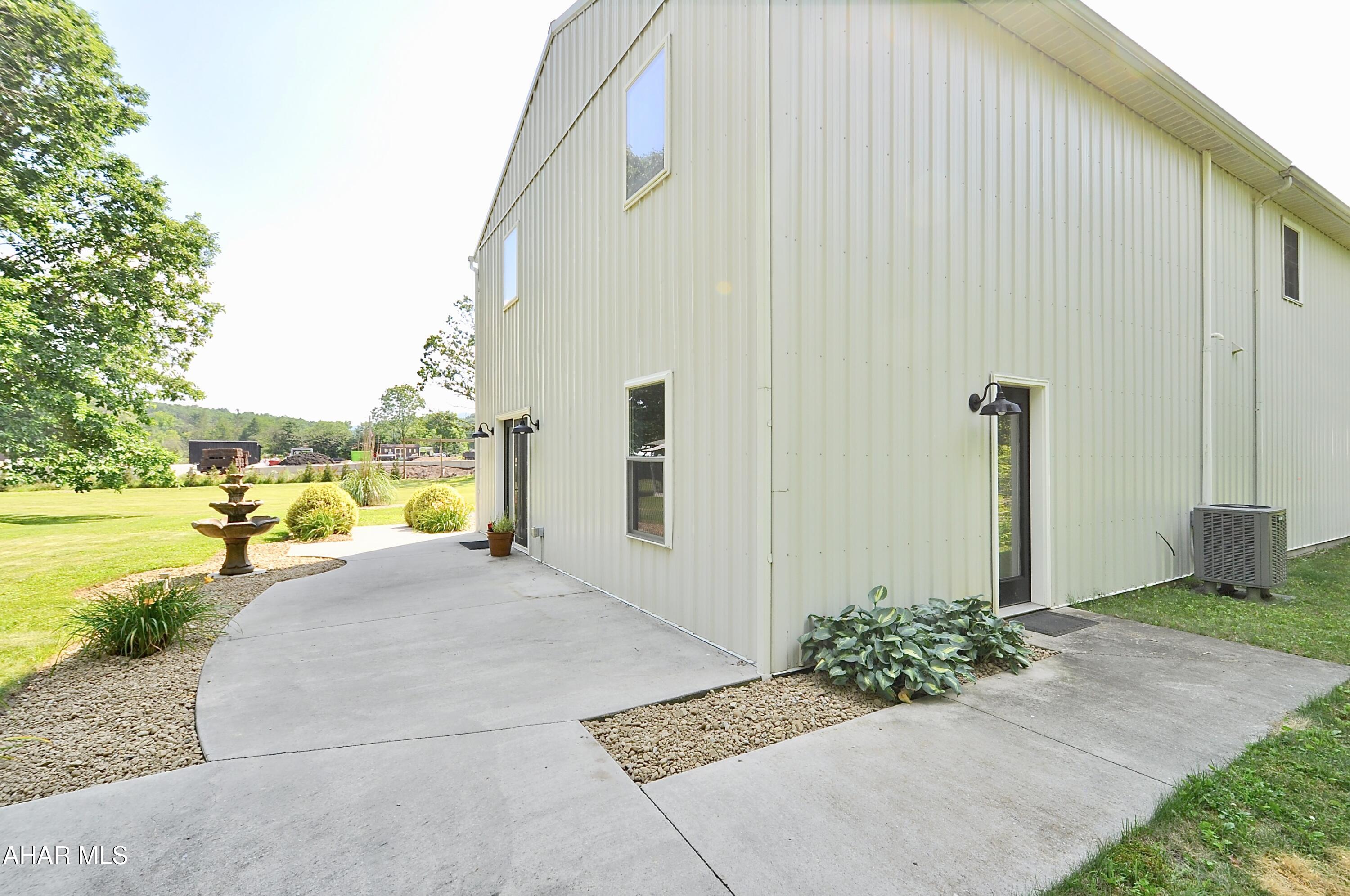 11352 Raystown Road Saxton, PA 16678 - Photo 19 of 47