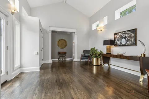 $2,149,000 | 790 West Deerpath Road, Lake Forest, IL 60045