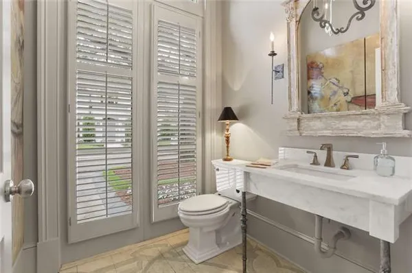 $2,650,000 | 505 Betz Place, Metairie, LA 70005
