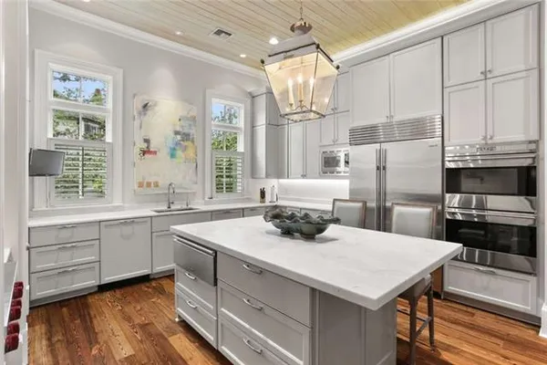$2,650,000 | 505 Betz Place, Metairie, LA 70005