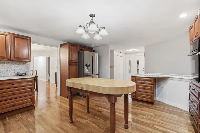 $710,000 | 27 Alvirne Drive, Hudson, NH 03051