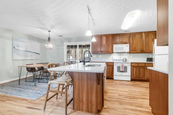 $1,200,000 | 312 West Cooper Avenue, Folly Beach, SC 29439