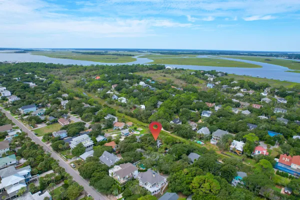$1,200,000 | 312 West Cooper Avenue, Folly Beach, SC 29439