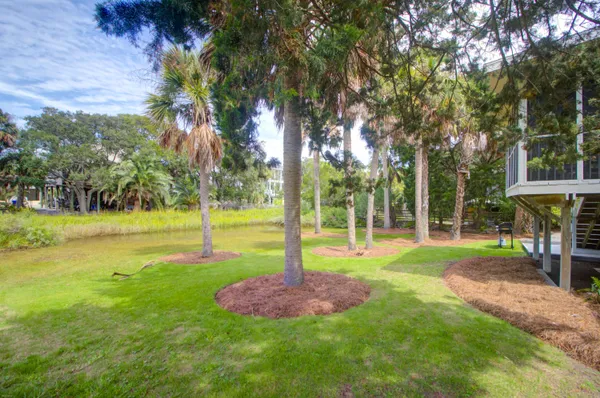 $1,200,000 | 312 West Cooper Avenue, Folly Beach, SC 29439