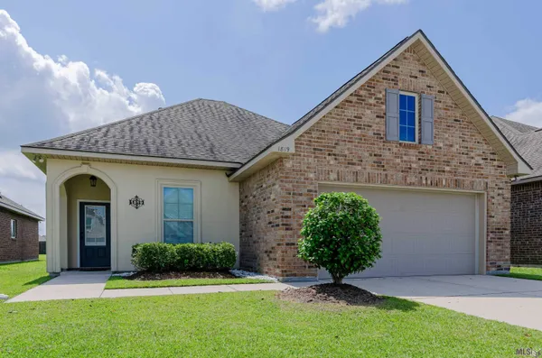 $285,000 | 1819 Willow Bend Road, St. Gabriel, LA 70776