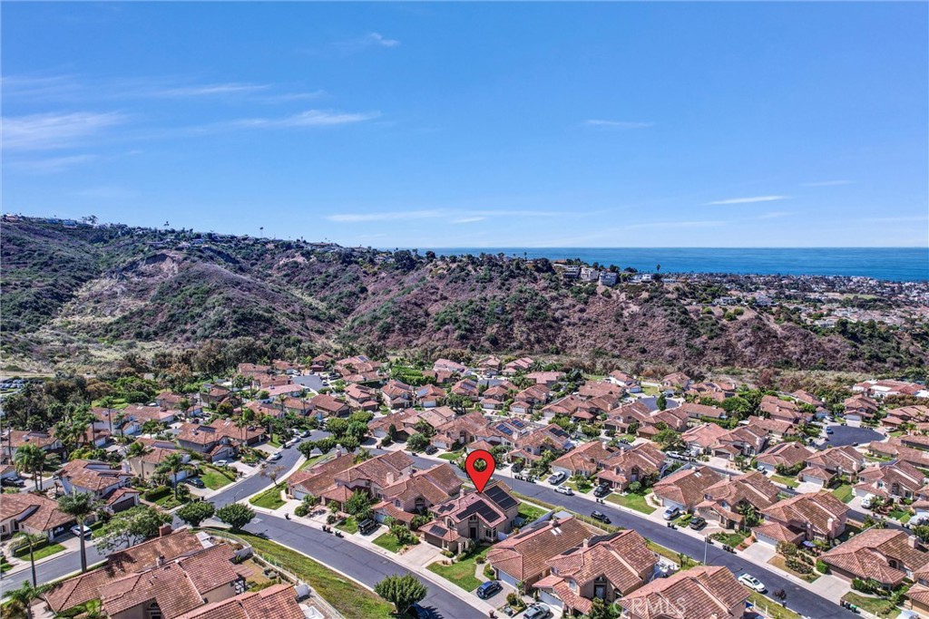 27 Burriana San Clemente, CA 92672 - Photo 64 of 66 an aerial view of multiple house