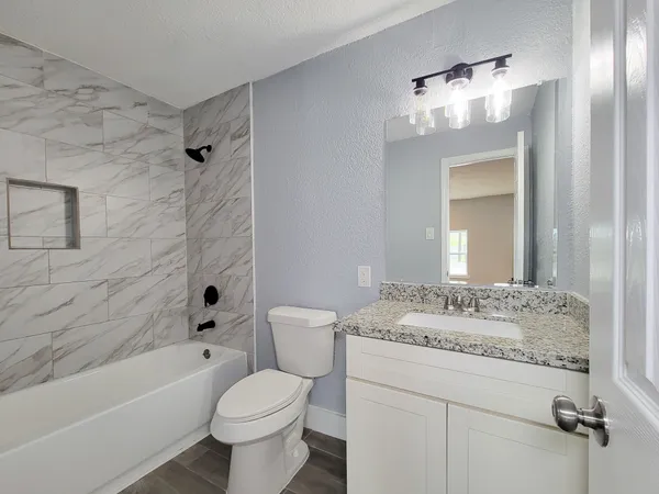 $1,695 | 4538 Clover Street, Houston, TX 77051