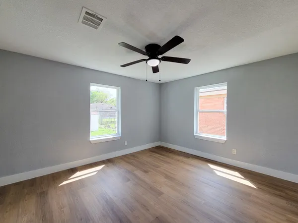 $1,695 | 4538 Clover Street, Houston, TX 77051