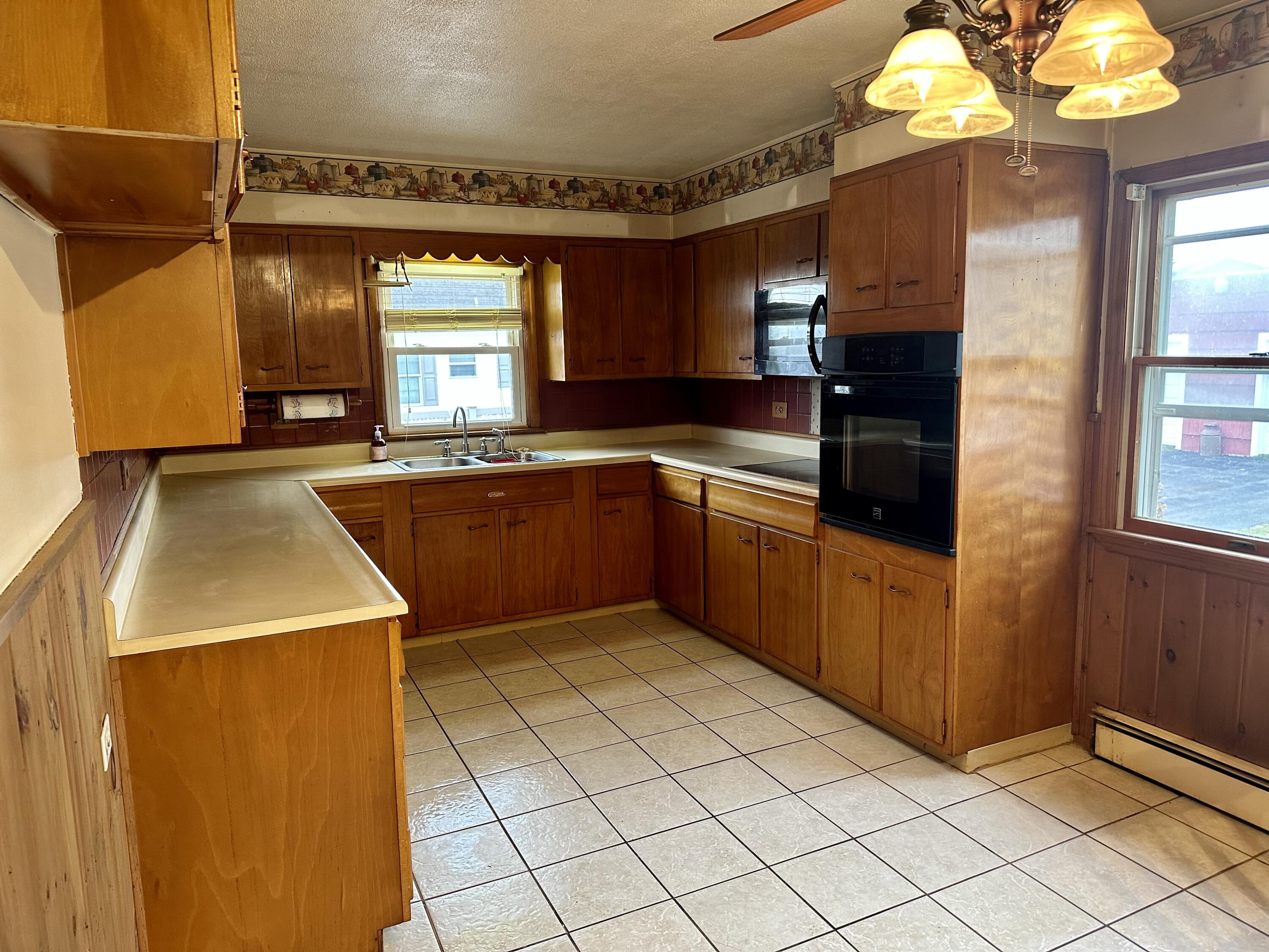 1677 Ridge Road Champlain, NY 12919 - Photo 7 of 27 Gallery Image 7