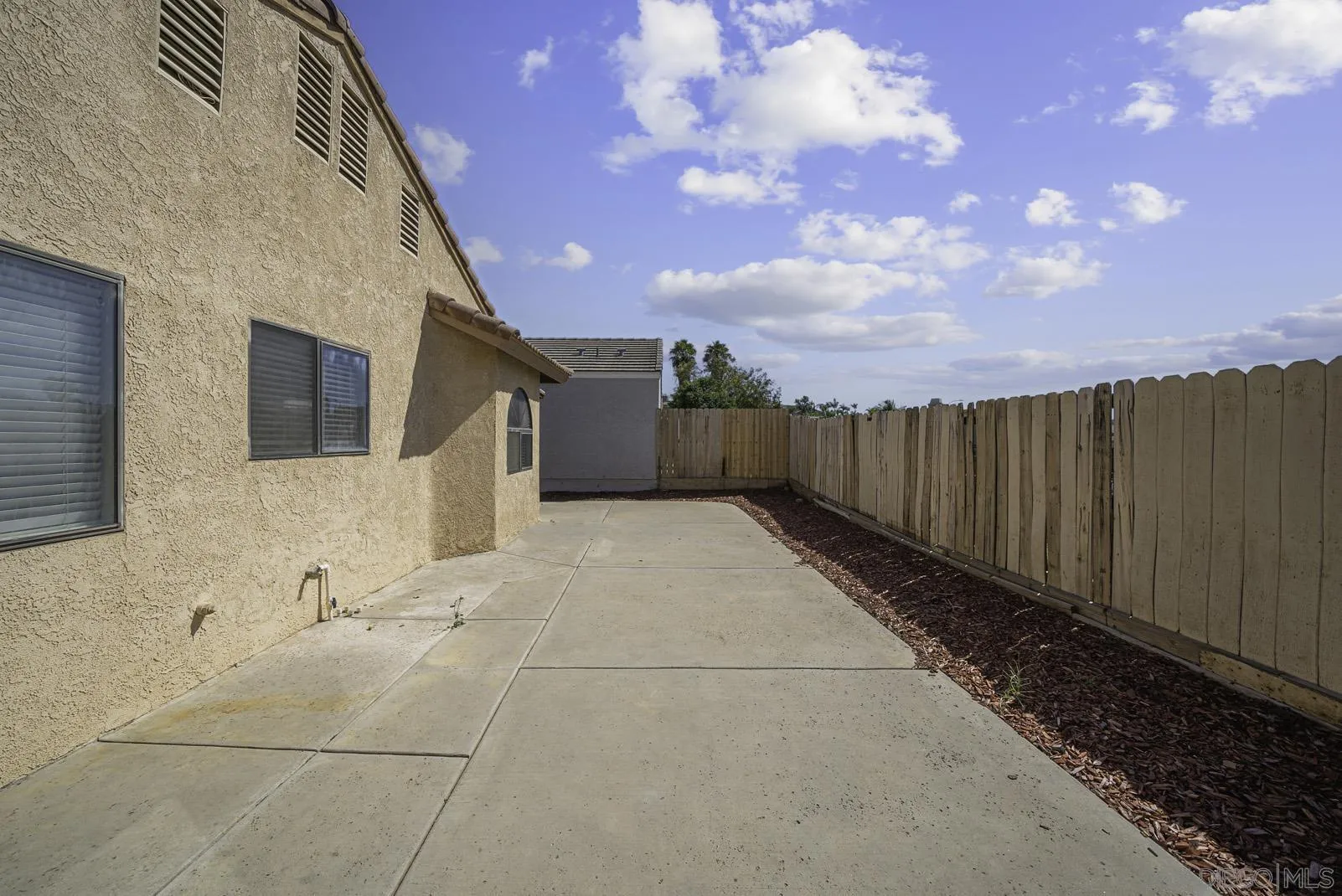 27823 Antelope Road Menifee, CA 92585 - Photo 25 of 49 a view of a backyard