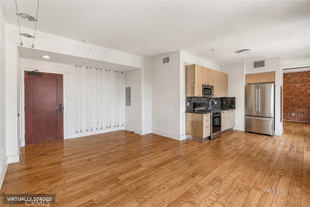 460 South Spring Street, Unit 702 Los Angeles, CA 90013 - Photo 21 of 33 Gallery Image 21