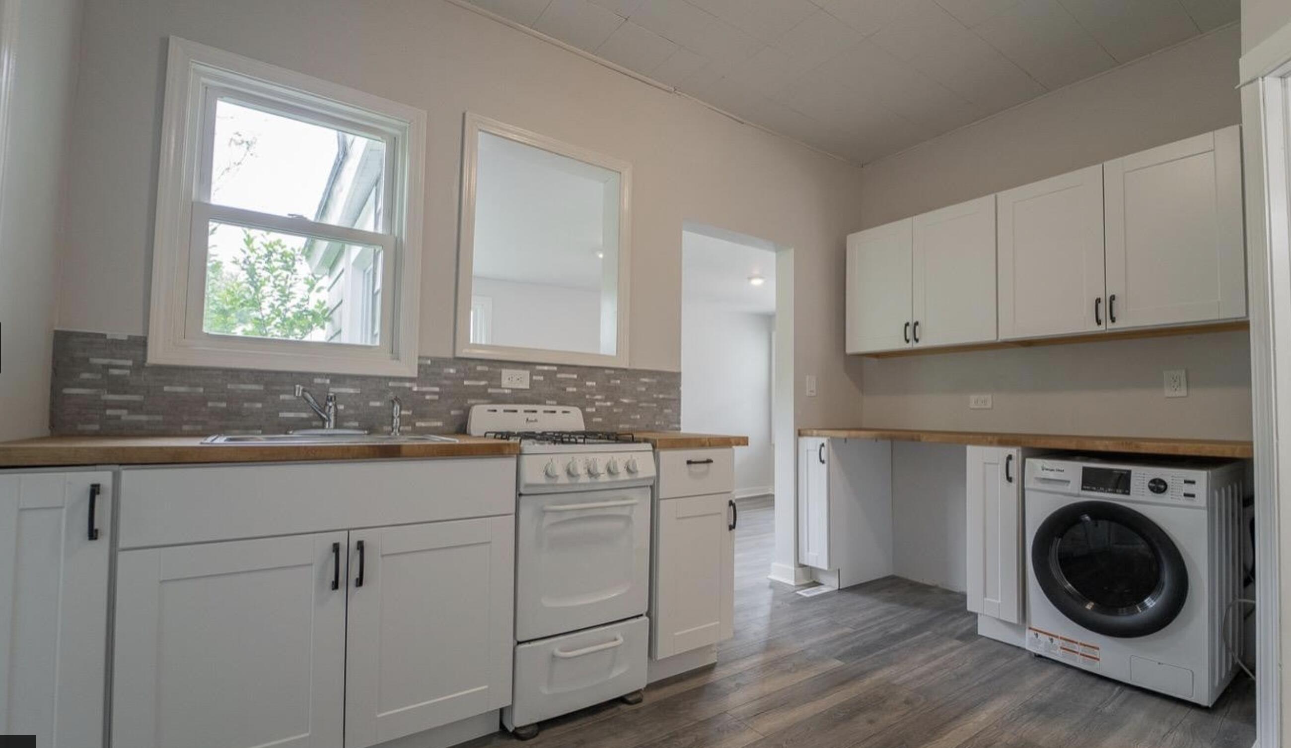 150 North Ridge Street Crown Point, IN 46307 - Photo 13 of 39 2600x1508