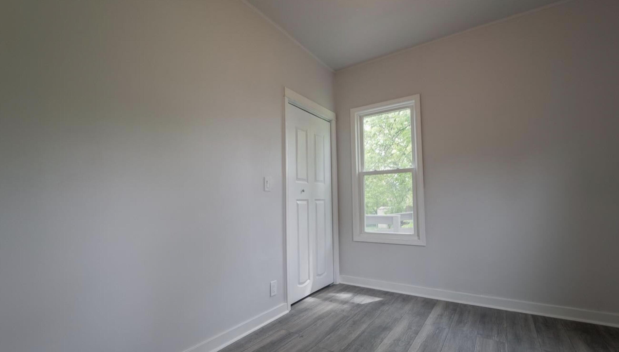 150 North Ridge Street Crown Point, IN 46307 - Photo 14 of 39 2598x1478