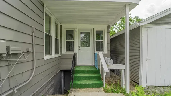 $302,500 | 150 North Ridge Street, Crown Point, IN 46307