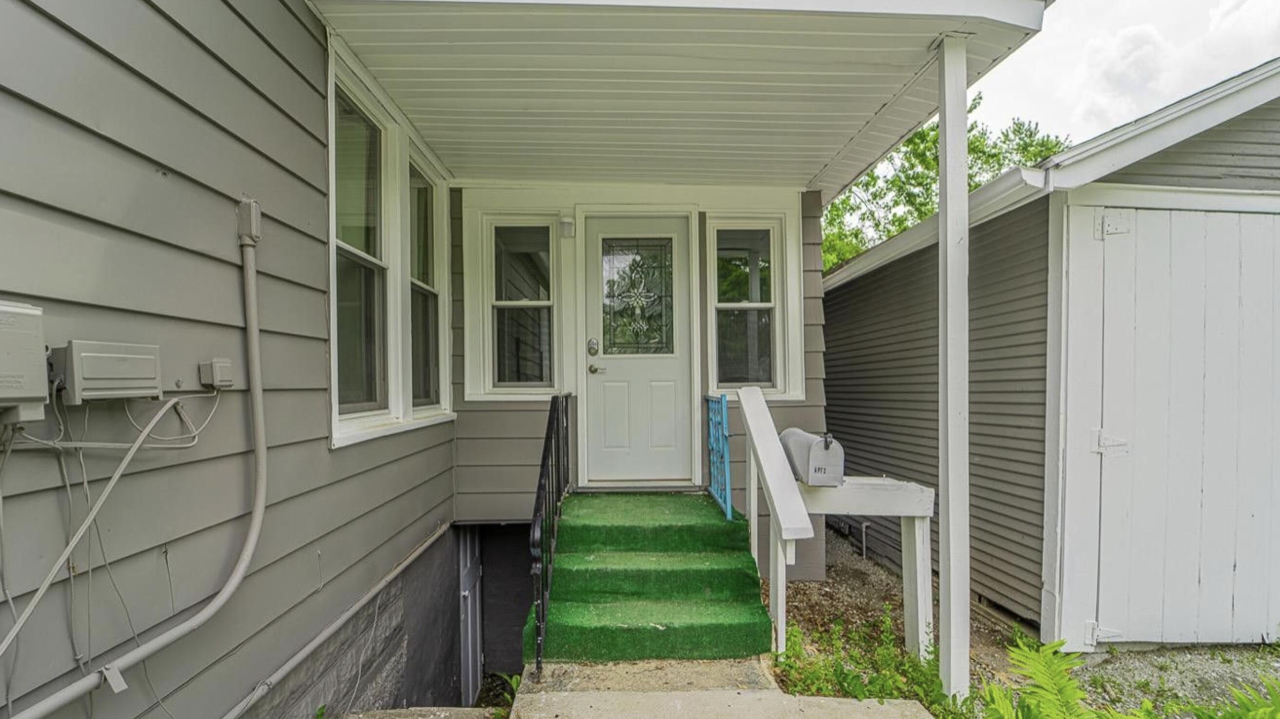 150 North Ridge Street Crown Point, IN 46307 - Photo 4 of 39 2626x1476