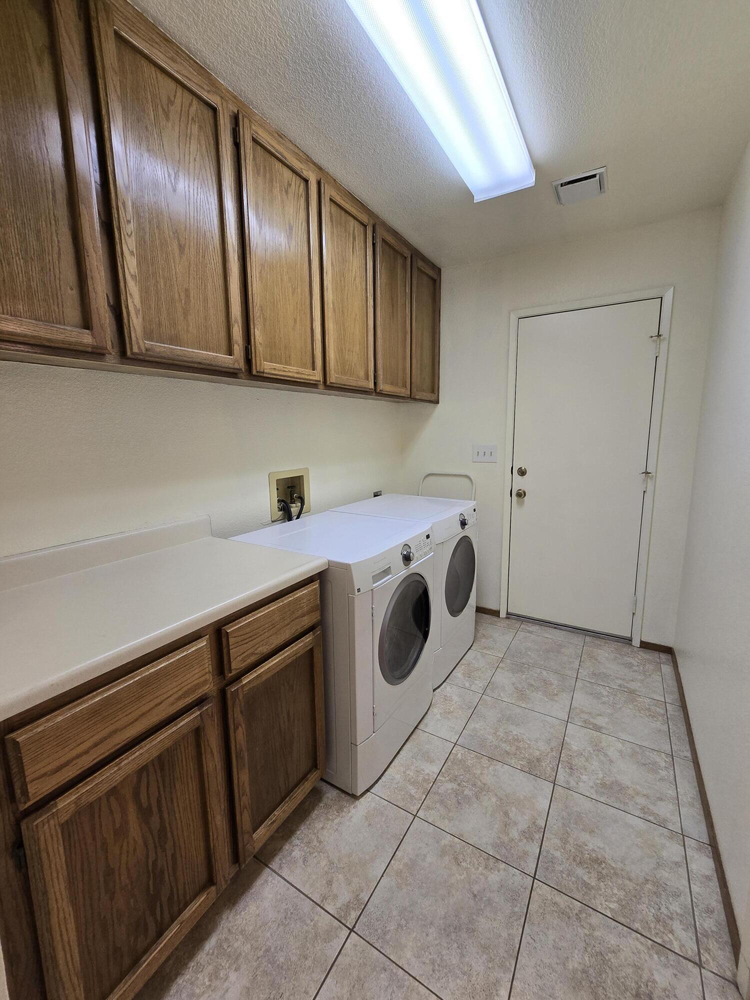 3671 Santa Rosa Way Redding, CA 96003 - Photo 11 of 36 1000018965