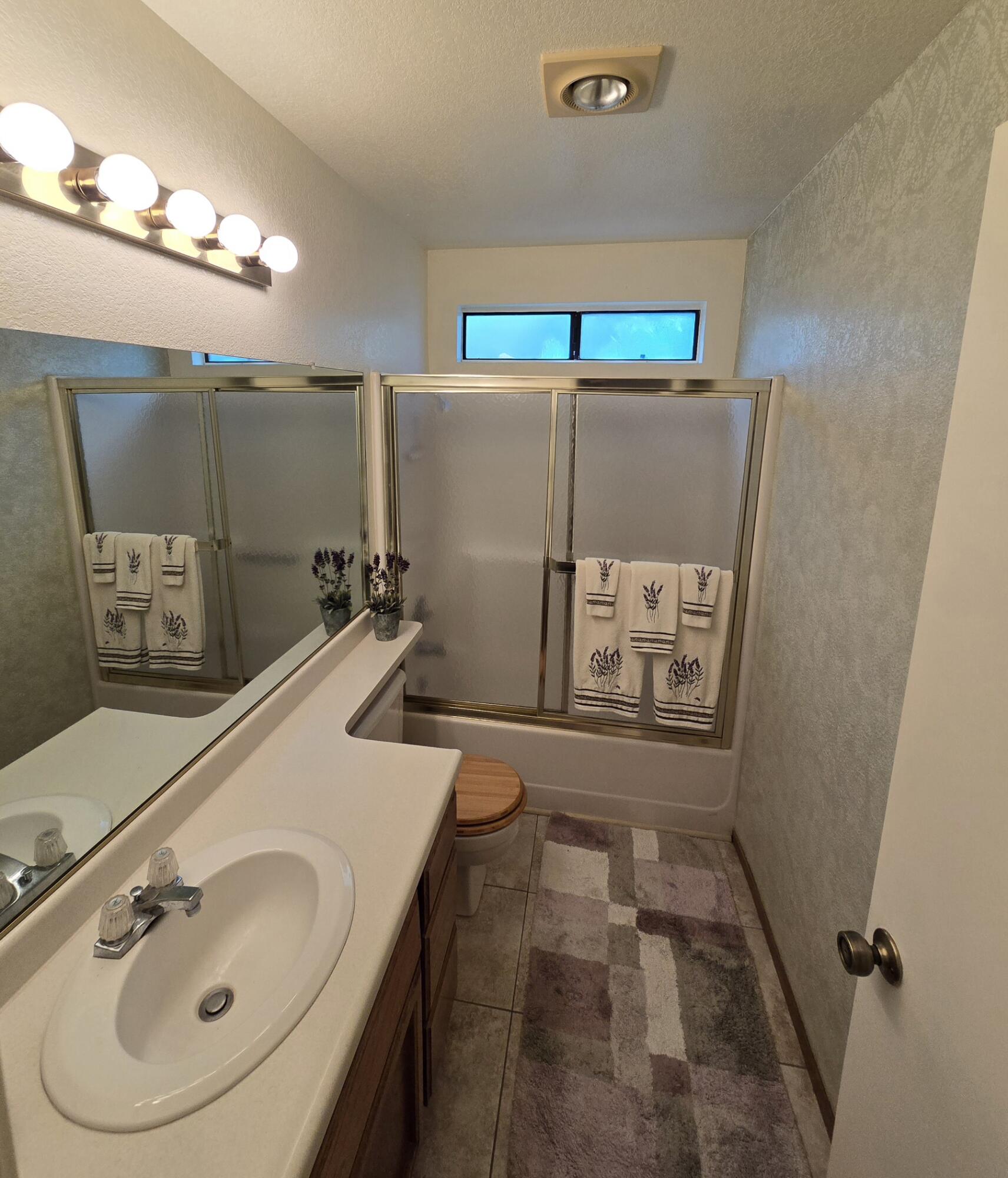 3671 Santa Rosa Way Redding, CA 96003 - Photo 16 of 36 20250422_102430