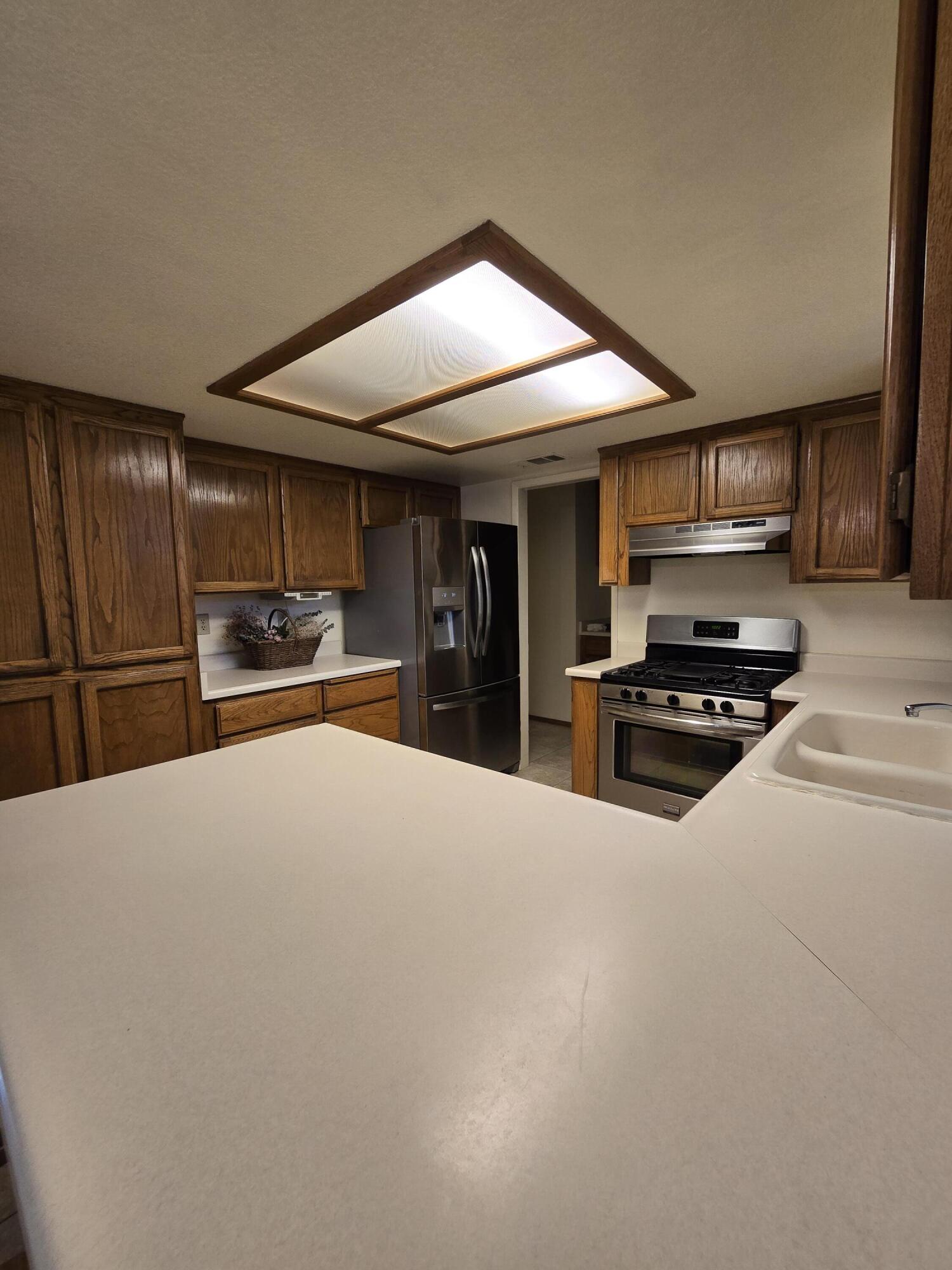 3671 Santa Rosa Way Redding, CA 96003 - Photo 5 of 36 1000018960