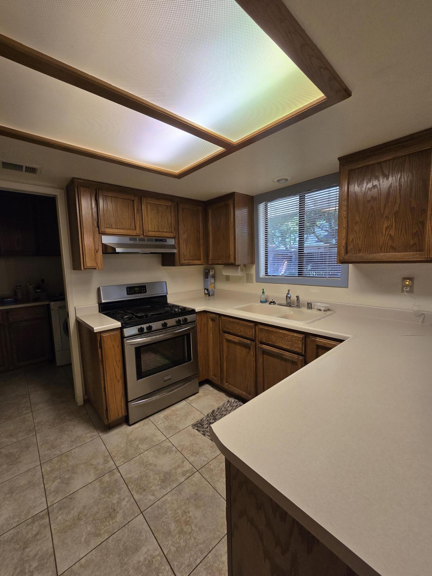 3671 Santa Rosa Way Redding, CA 96003 - Photo 8 of 36 1000018963