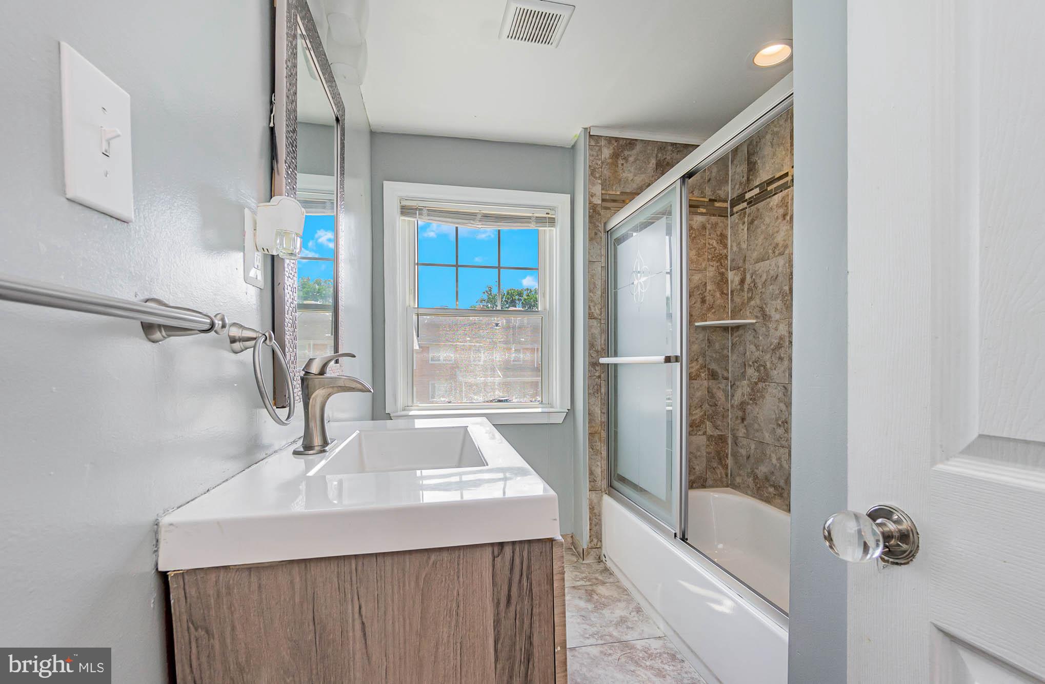 1560 Stonewood Road Baltimore, MD 21239 - Photo 23 of 37 Gallery Image 23