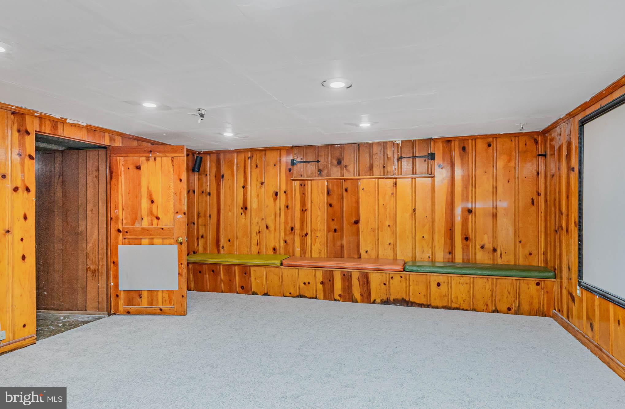 1560 Stonewood Road Baltimore, MD 21239 - Photo 27 of 37 Gallery Image 27