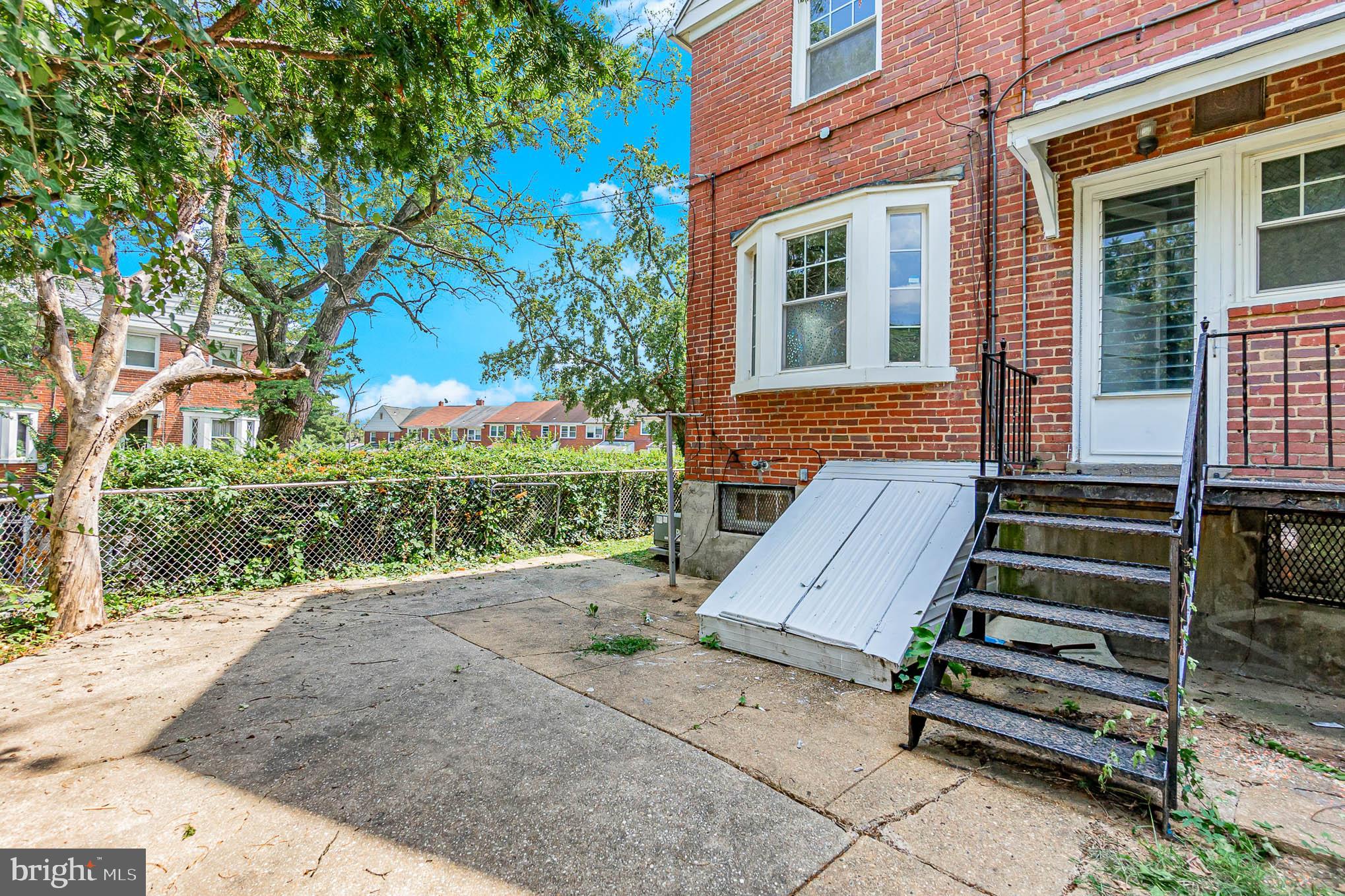 1560 Stonewood Road Baltimore, MD 21239 - Photo 31 of 37 Gallery Image 31