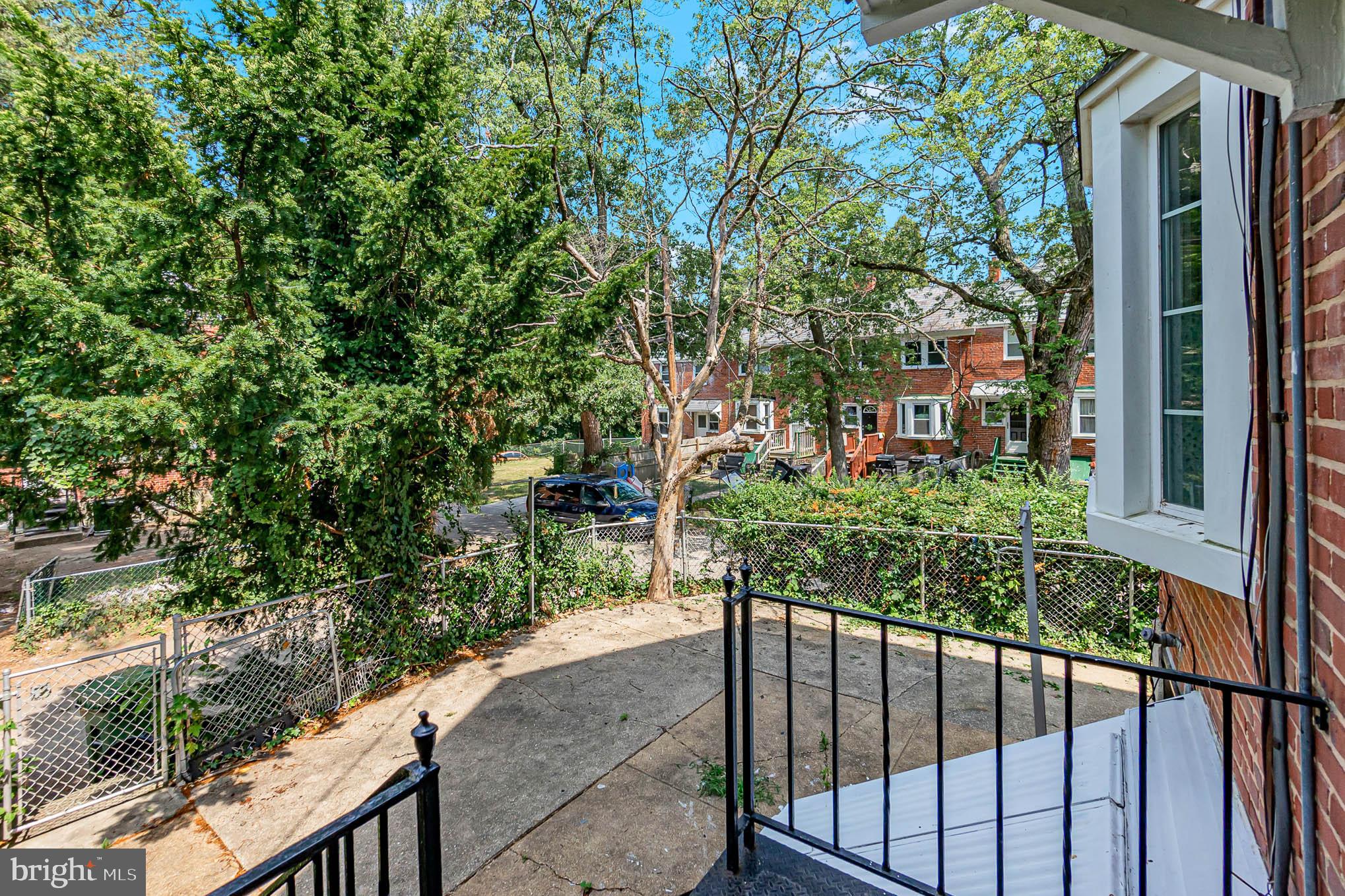 1560 Stonewood Road Baltimore, MD 21239 - Photo 34 of 37 Gallery Image 34