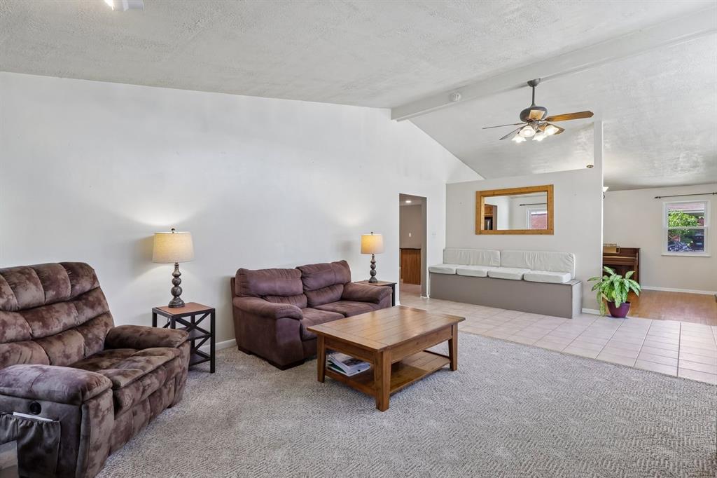 814 Dressel Road Allison Park, PA 15101 - Photo 19 of 47 Family Room