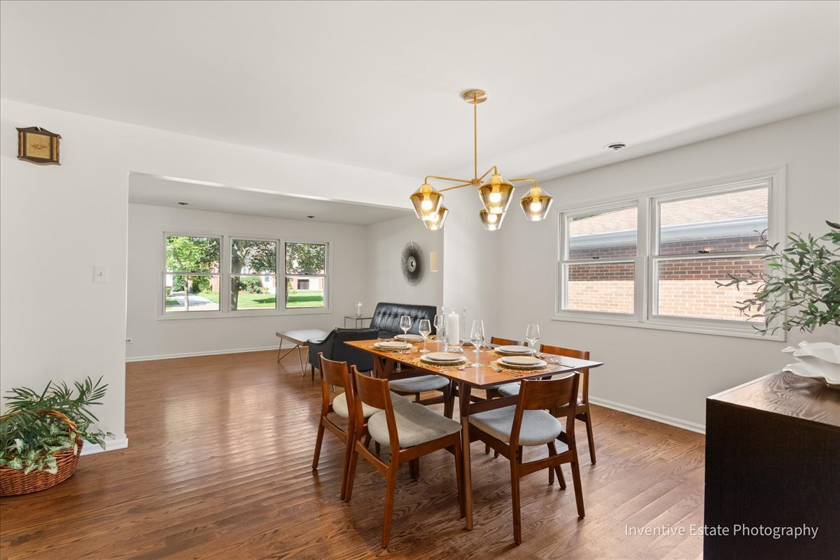 567 Byrd Road Riverside, IL 60546 - Photo 6 of 27