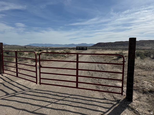 32 Sevier River, Unit 32 Levan, UT 84639 - Photo 28 of 50 Gated entry