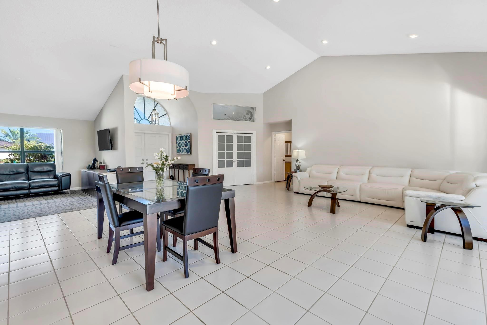 10180 Silver Lake Drive Boca Raton, FL 33428 - Photo 19 of 38 Photo 19