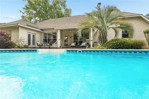 $470,000 | 609 Sweet Bay Drive, Mandeville, LA 70448