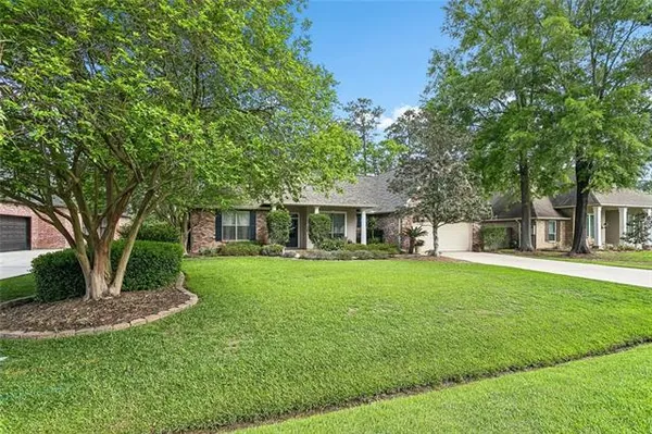 $470,000 | 609 Sweet Bay Drive, Mandeville, LA 70448