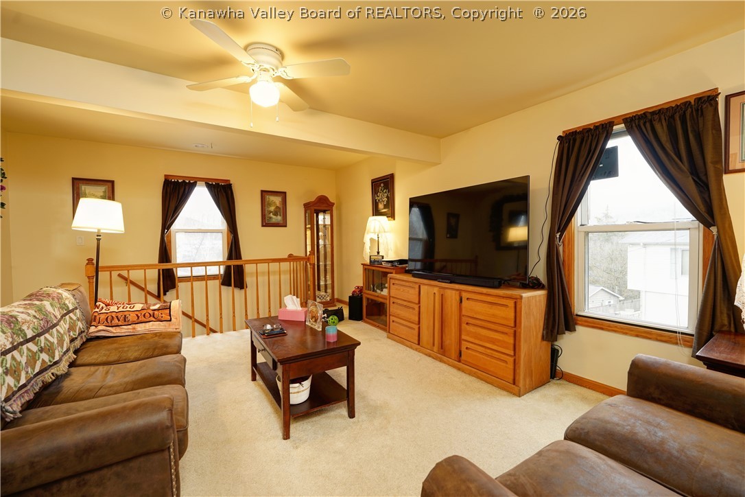 140 Roberts Road Dunbar, WV 25064 - Photo 8 of 28 Gallery Image 8