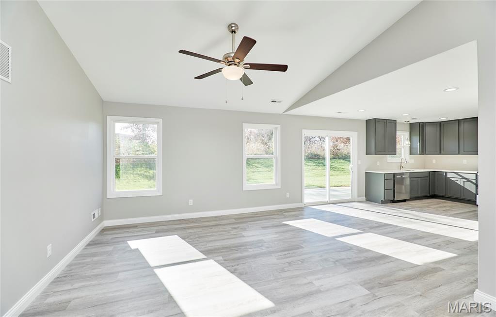 28535 Shallow Water Road Warrenton, MO 63383 - Photo 7 of 68