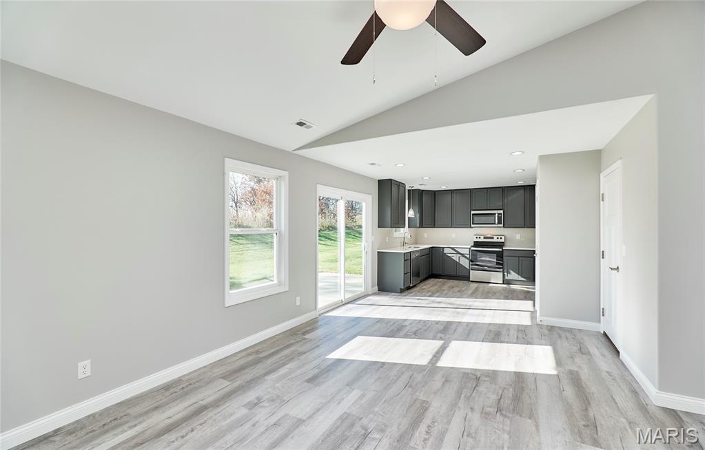 28535 Shallow Water Road Warrenton, MO 63383 - Photo 9 of 68