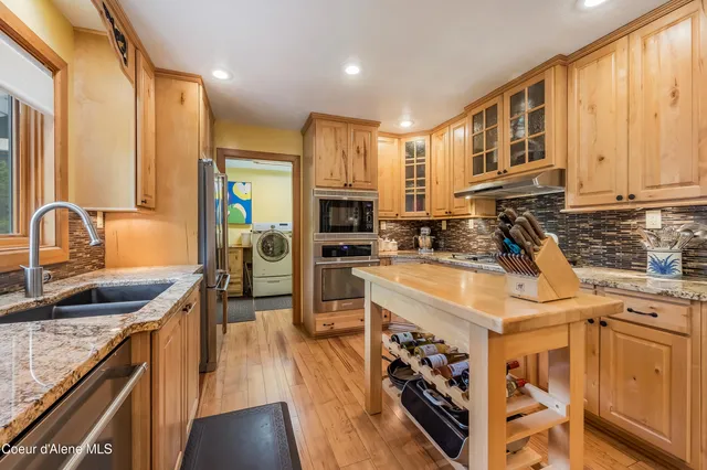 $750,000 | 521 Shady Pines Loop, Priest Lake, ID 83856