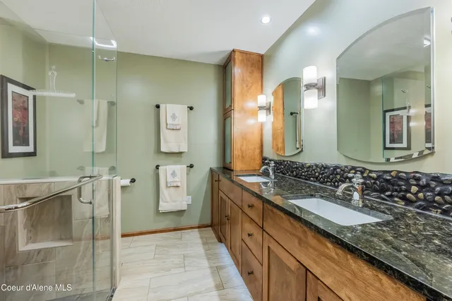 $750,000 | 521 Shady Pines Loop, Priest Lake, ID 83856