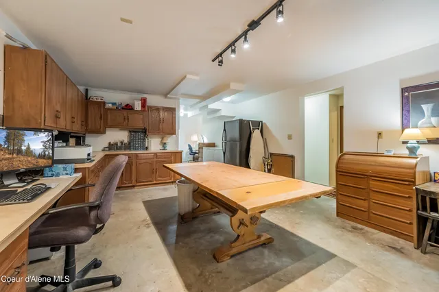 $750,000 | 521 Shady Pines Loop, Priest Lake, ID 83856