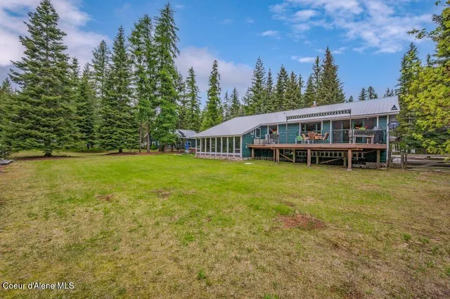 $750,000 | 521 Shady Pines Loop, Priest Lake, ID 83856