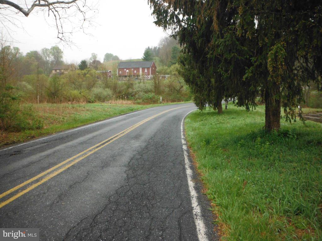S South Mountain Road Robesonia, PA 19551 - Photo 5 of 11