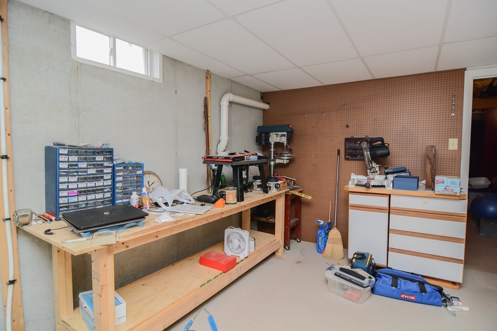 29 Hadleigh Road, Unit 29 Windham, NH 03087 - Photo 21 of 30