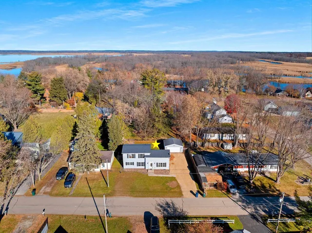 $300,000 | 508 Waupaca Street, Fremont, WI 54940