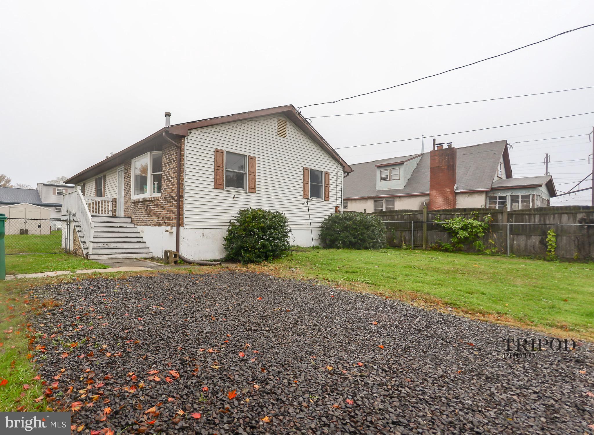 1113 Edgely Road Bristol, PA 19007 - Photo 35 of 37 Gallery Image 35