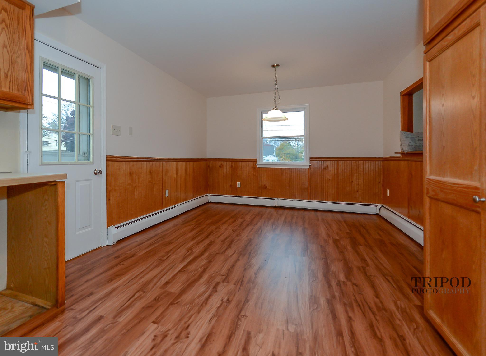 1113 Edgely Road Bristol, PA 19007 - Photo 9 of 37 Gallery Image 9