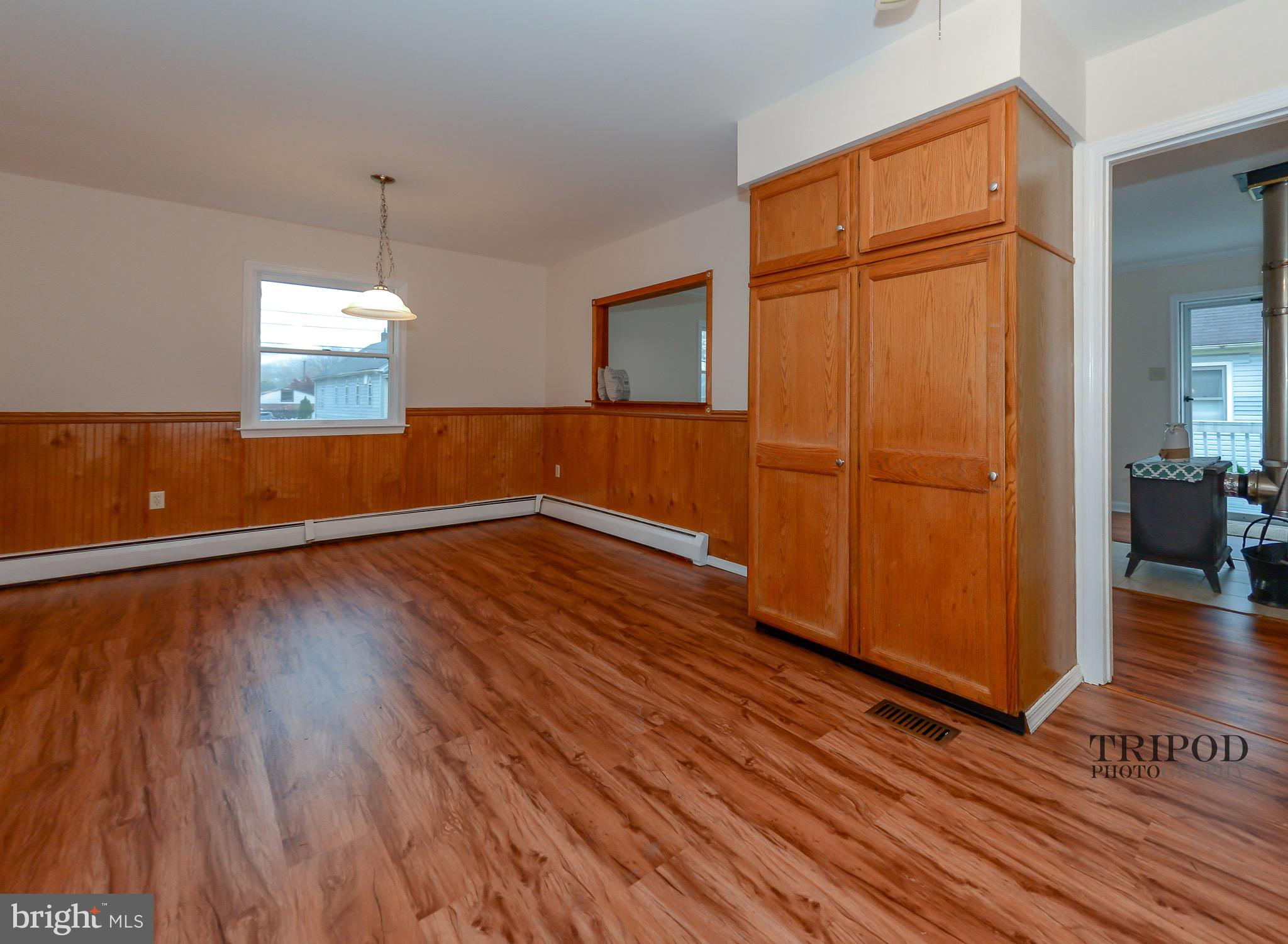 1113 Edgely Road Bristol, PA 19007 - Photo 10 of 37 Gallery Image 10