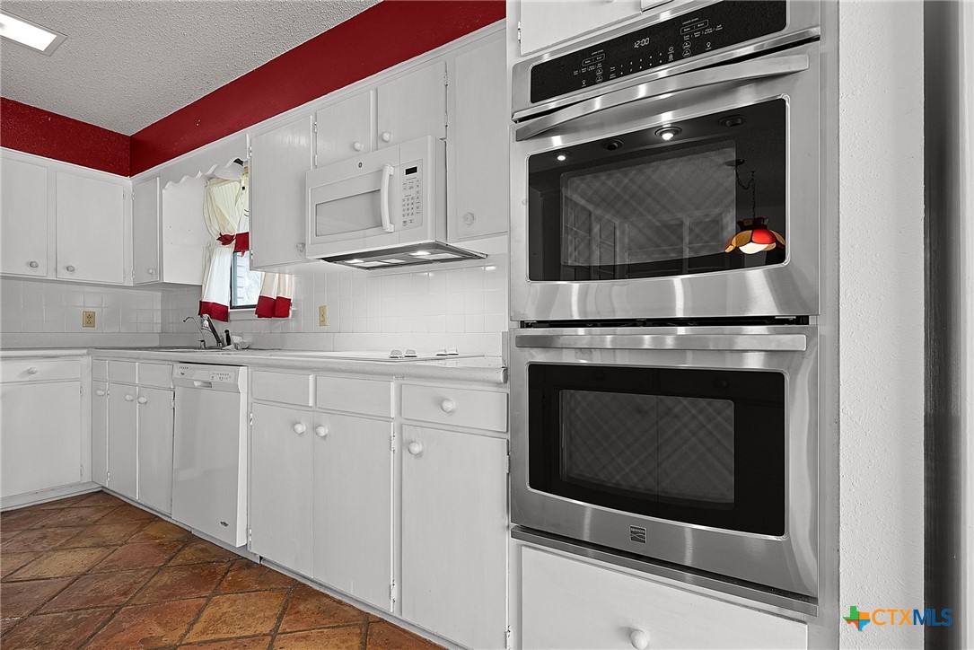 609 Rudeloff Road Seguin, TX 78155 - Photo 18 of 45