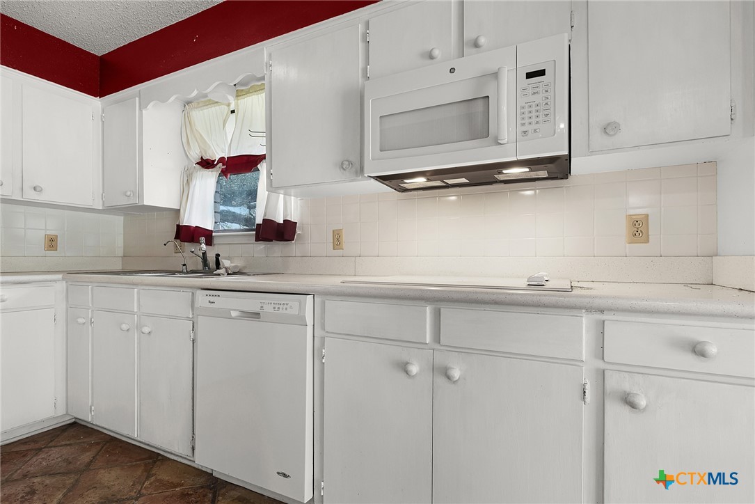 609 Rudeloff Road Seguin, TX 78155 - Photo 19 of 45